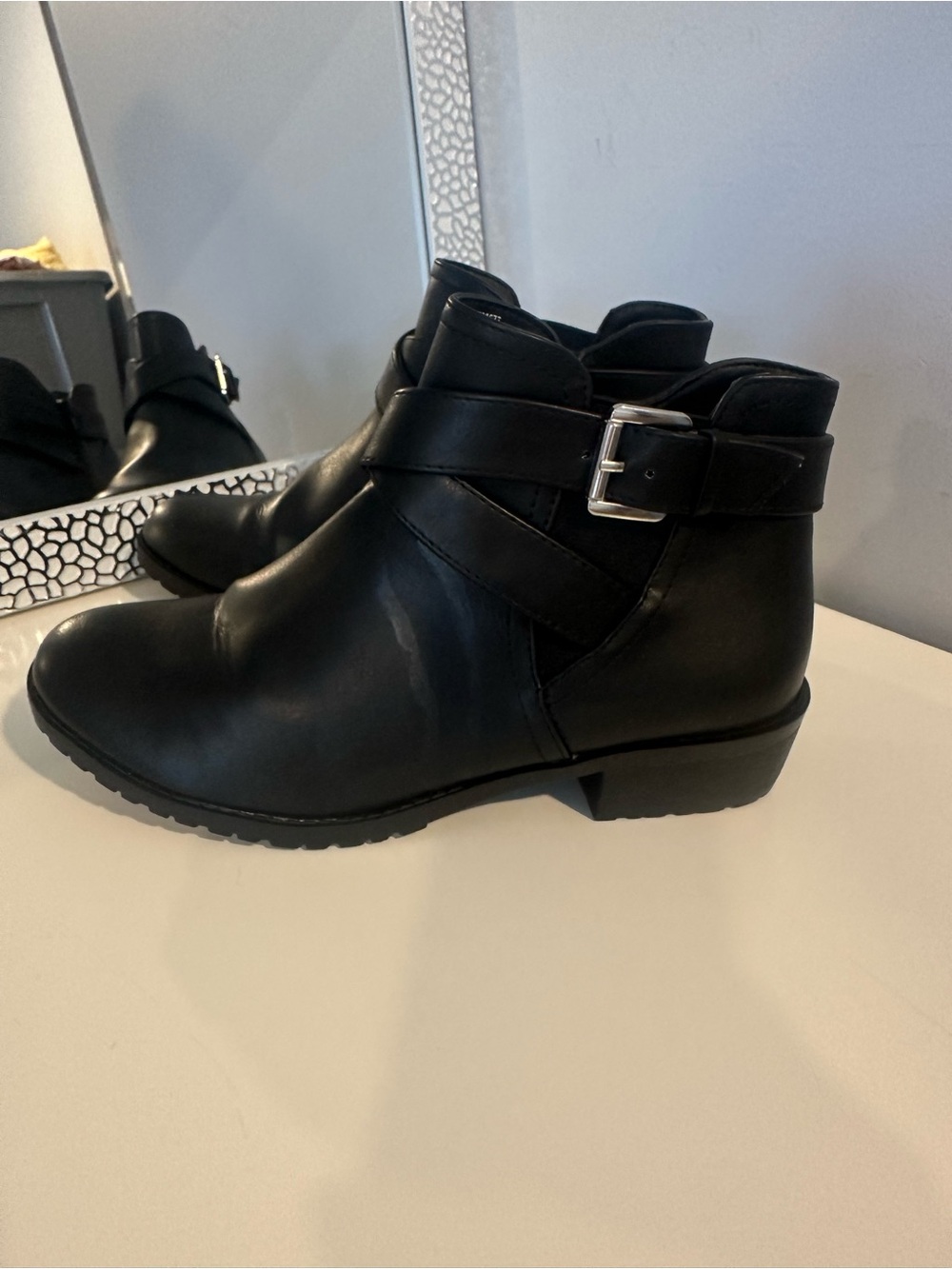 Time And True Black Boots Size 6.5
Womans With Silver Buckle Zip Up Dress
Boots